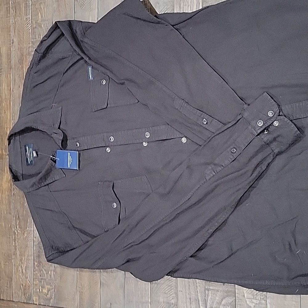 L/s  black button down Lucky Brand shirt